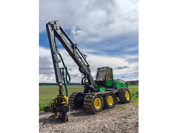 Gozdarski kombajn JOHN DEERE