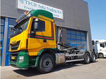 Kotalni prekucni tovornjak IVECO Stralis