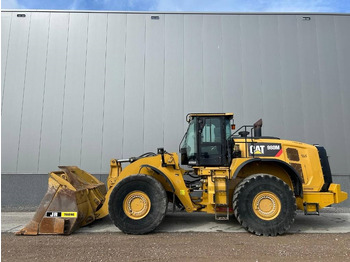Kolesni nakladalec CATERPILLAR 980M