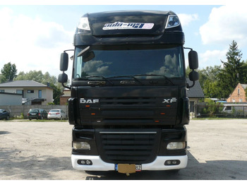 Vlačilec DAF XF 105 460