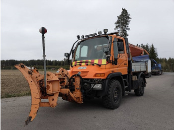 Vozilo za zimsko službo UNIMOG
