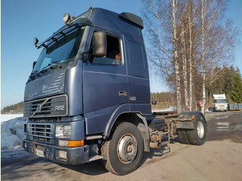 Vlačilec VOLVO FH12