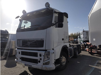 Vlačilec Volvo FH460 6x2 veturi kääntyvä teli: slika 2