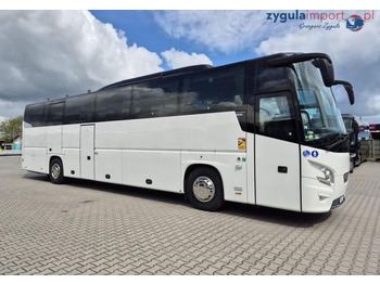 Potovalni avtobus BOVA