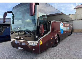 Potovalni avtobus VAN HOOL