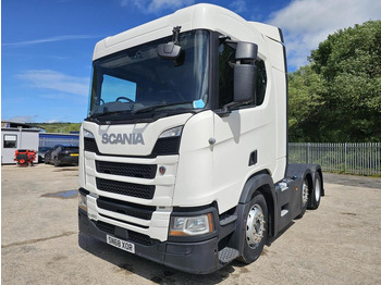 Vlačilec SCANIA R 450
