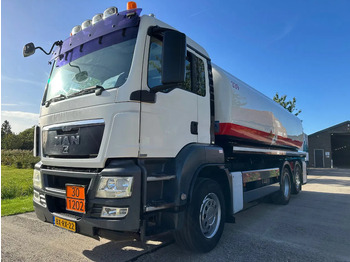 Tovornjak cisterna MAN TGS 26.360