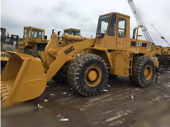 Kolesni nakladalec CATERPILLAR 966C