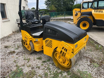 Cestni valjar BOMAG BW120AD-4