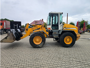 Nakladalec LIEBHERR