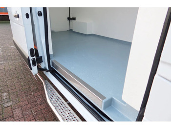 Hladilno vozilo Renault Master L3/H2 Koel/Vries/Verwarmen BPM VRIJ. Red Edition: slika 3