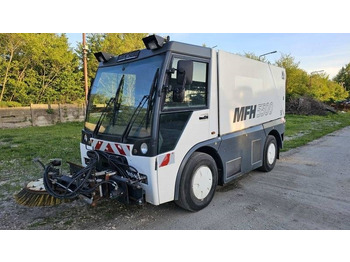 Vozilo za pometanje Mfh 5500 sweeper - with air conditionier: slika 2