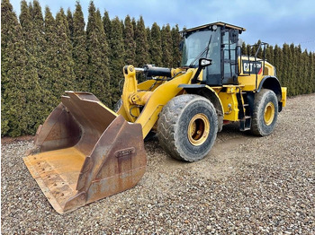 Kolesni nakladalec CATERPILLAR 972M
