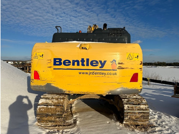 Bager goseničar Komatsu PC 210 LC-11: slika 2