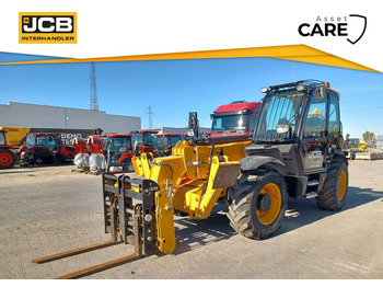 Teleskopski viličar JCB