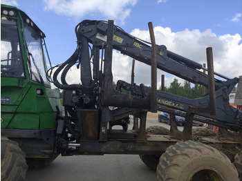 Forvarder JOHN DEERE 910G: slika 3