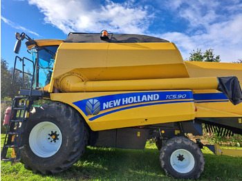 Kombajn harvester NEW HOLLAND TC series