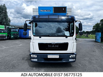 Tovornjak hladilnik MAN TGL 8.180