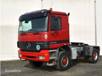 Vlačilec Mercedes-Benz Actros 2040 AS 4x4 three pedal: slika 1