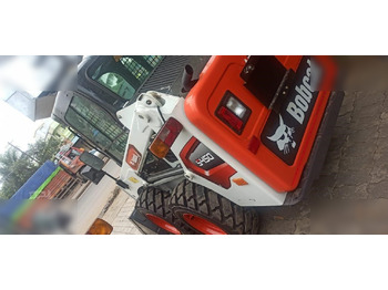 Mini nakladalec BOBCAT S450