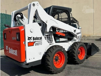 Mini nakladalec BOBCAT S590