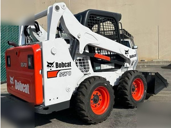 Mini nakladalec BOBCAT S590
