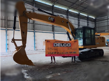 Bager goseničar CATERPILLAR 320D3