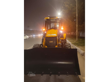 Bager nakladalec JCB 3DX