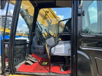 CAT 330D lizing CAT 330D: slika 3