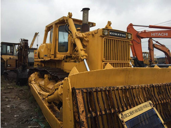 Buldožer KOMATSU D155A-1