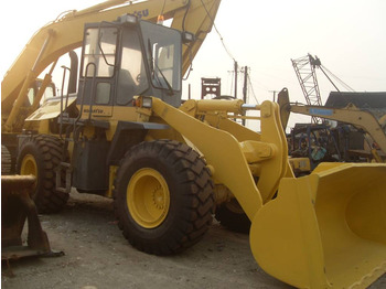 Kolesni nakladalec KOMATSU WA320