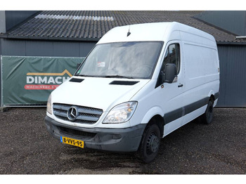 Dostavno vozilo z zabojnikom MERCEDES-BENZ Sprinter 513