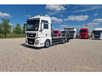 Tovornjak avtotransporter MAN TGX 26.460