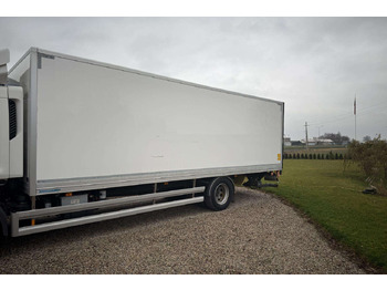 Tovornjak zabojnik VOLVO