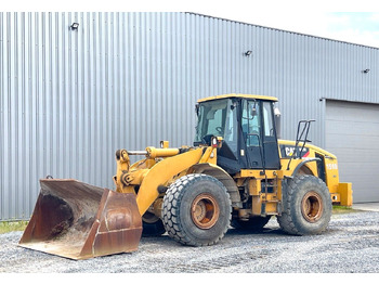 Kolesni nakladalec CATERPILLAR 962H