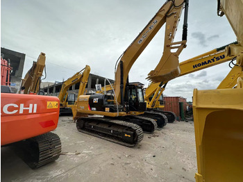 Bager goseničar CATERPILLAR 320D2