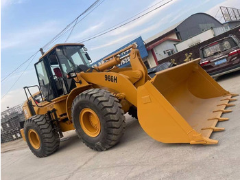 Kolesni nakladalec CATERPILLAR 966H