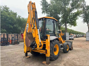 Bager na kolesih JCB 3 CX: slika 3