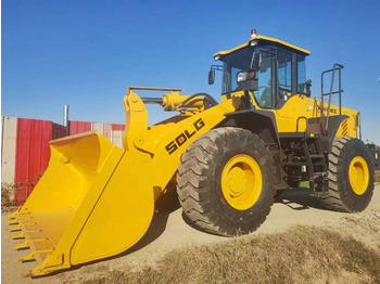 Kolesni nakladalec KOMATSU WA380