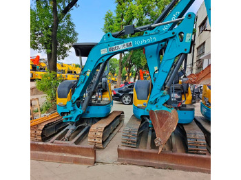 Mini bager Kubota U30: slika 3