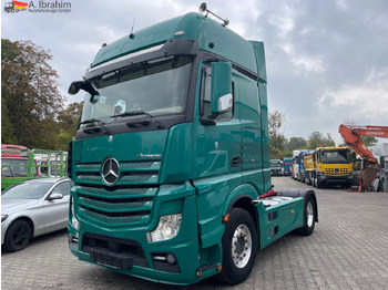 Vlačilec MERCEDES-BENZ Actros 1845