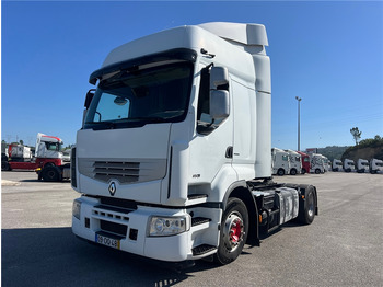 Vlačilec RENAULT Premium