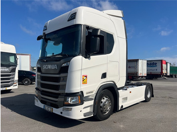 Vlačilec SCANIA R 450