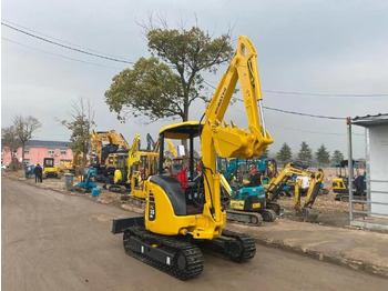 Mini bager Komatsu PC35: slika 4