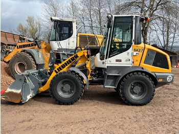 Kolesni nakladalec LIEBHERR L 507