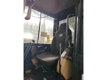 Mini bager CATERPILLAR 306E2: slika 3