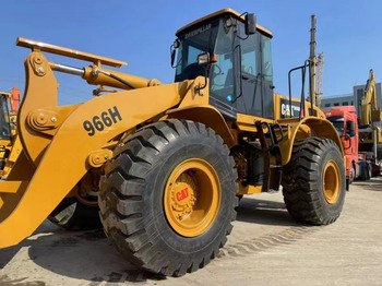 Kolesni nakladalec CATERPILLAR 966H