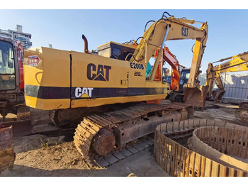 Bager goseničar CATERPILLAR E200B