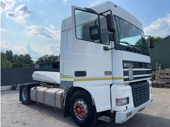 Vlačilec DAF XF 95 430