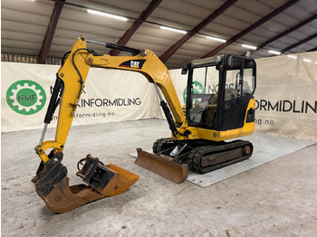 Mini bager CATERPILLAR 302